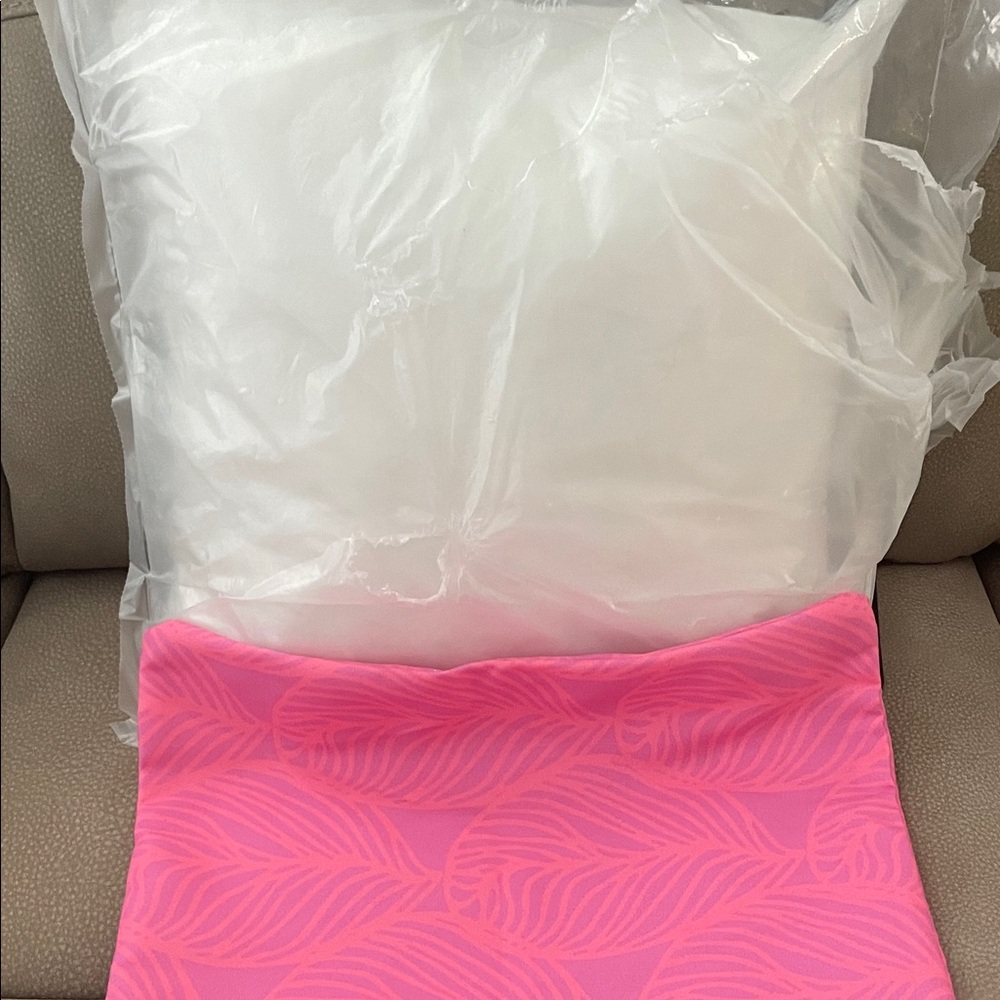 Pink Patterned Pillowcase Insert Set 15/15 - Picture 3 of 3